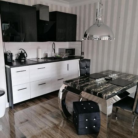 Apartamenty De Soleil อุสตกา ภายนอก รูปภาพ