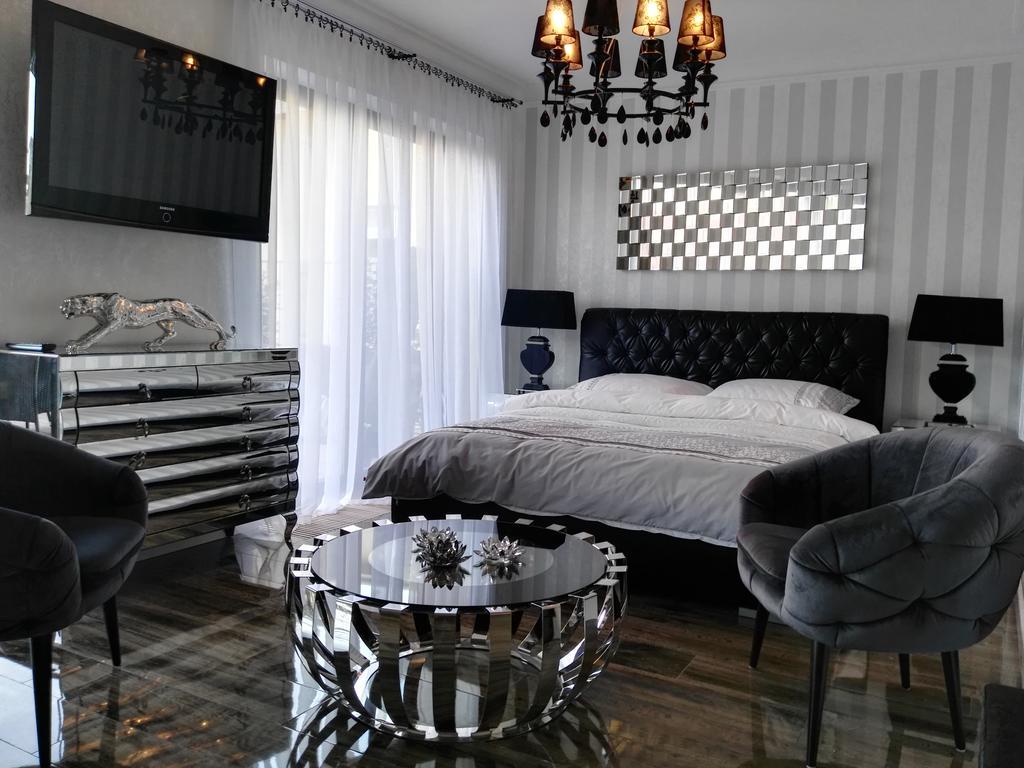 Apartamenty De Soleil อุสตกา ภายนอก รูปภาพ